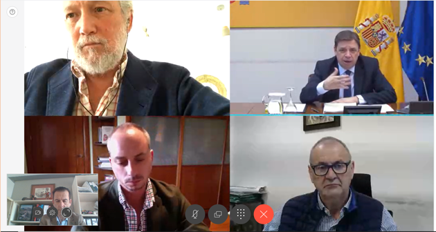 Reunión sobre la caza en la fase de desescalada con el ministro Luis Planas