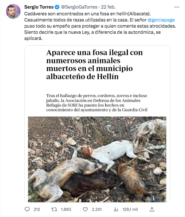 Tuit de Sergio García Torres sobre la fosa de animales muertos hallada en Hellín