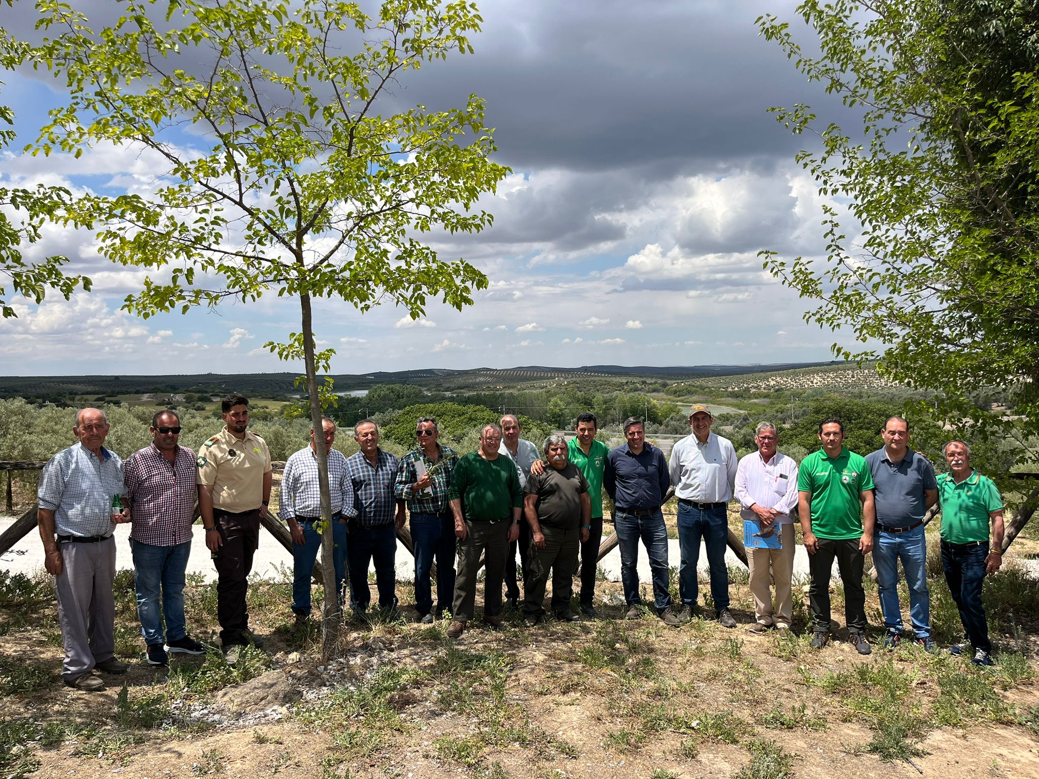 Visita de UPA Andalucía al Proyecto Framework de recuperación de biodiversidad en el olivar