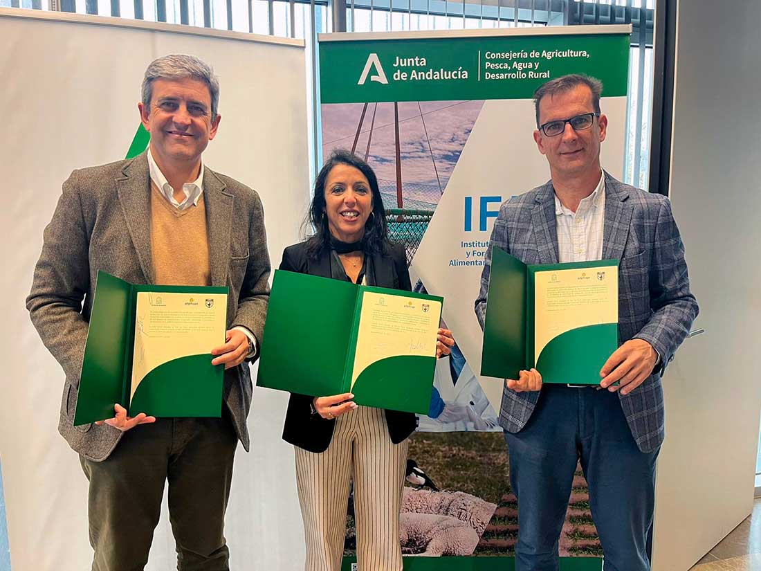 Firma de convenio entre la FAC, el IFAPA y Fundación Artemisan para fomentar las buenas prácticas agrícolas en Andalucía