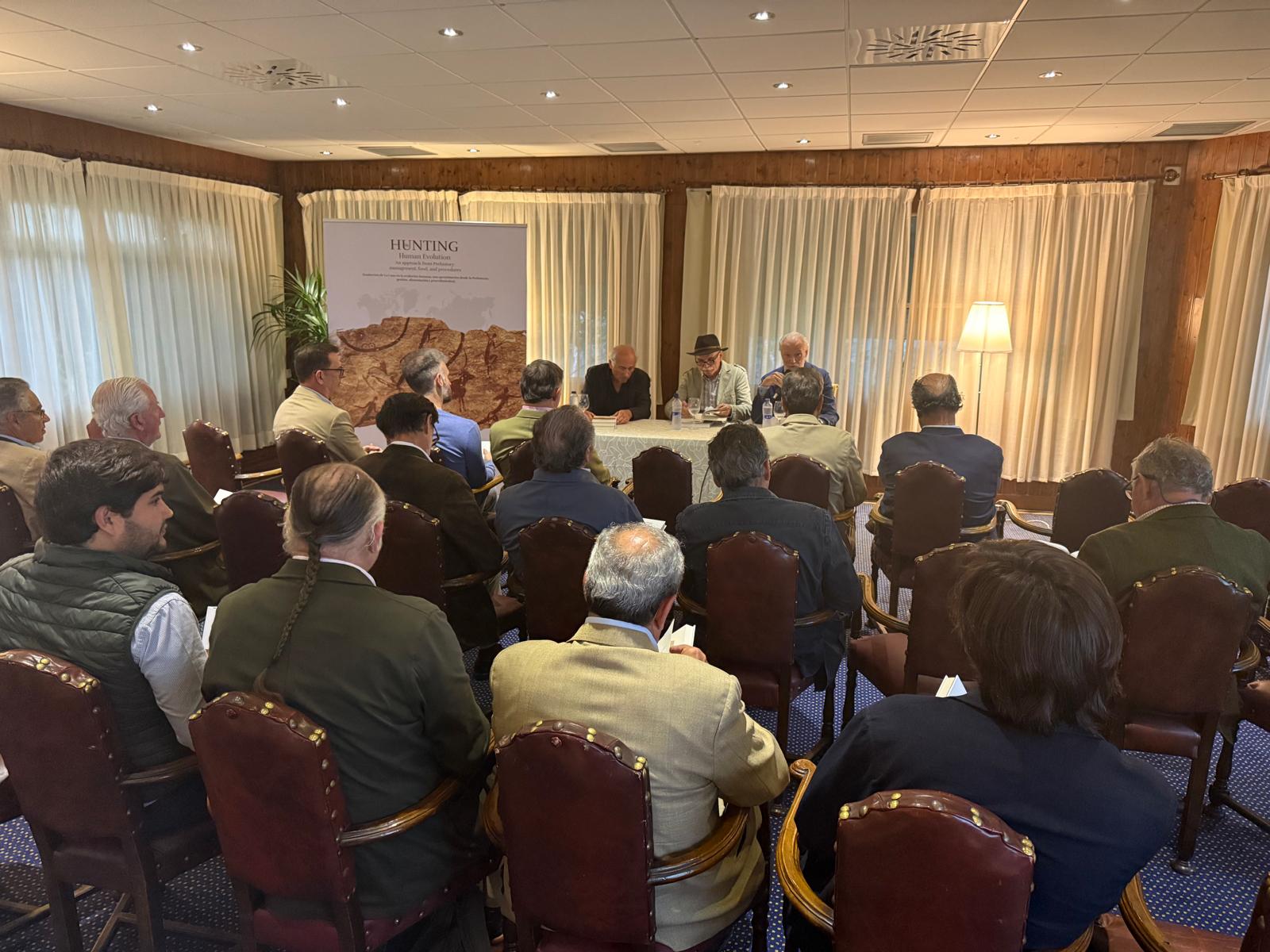 presentación libro caza en la evolucion humana con fundación atapuerca